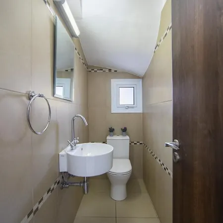 Villa Tsokkos Luxury Protarász