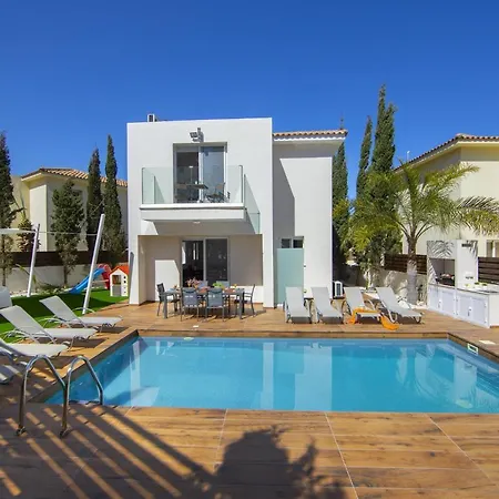 Tsokkos Luxury Villa Protaras