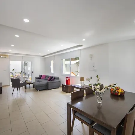 Villa Tsokkos Luxury