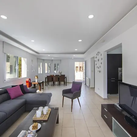 Tsokkos Luxury Protaras